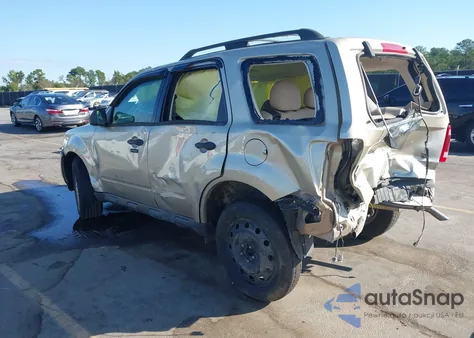 2010 Ford Escape Xlt из США, поврежденный, VIN 1FMCU0D71AKC87777